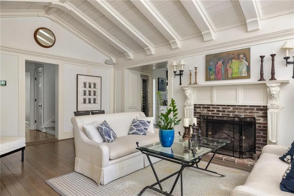 21 Barksdale Drive Ne, Atlanta, Georgia 30309, 4 Bedrooms Bedrooms, ,4 BathroomsBathrooms,Residential,For Sale,21 Barksdale Drive Ne,7665011