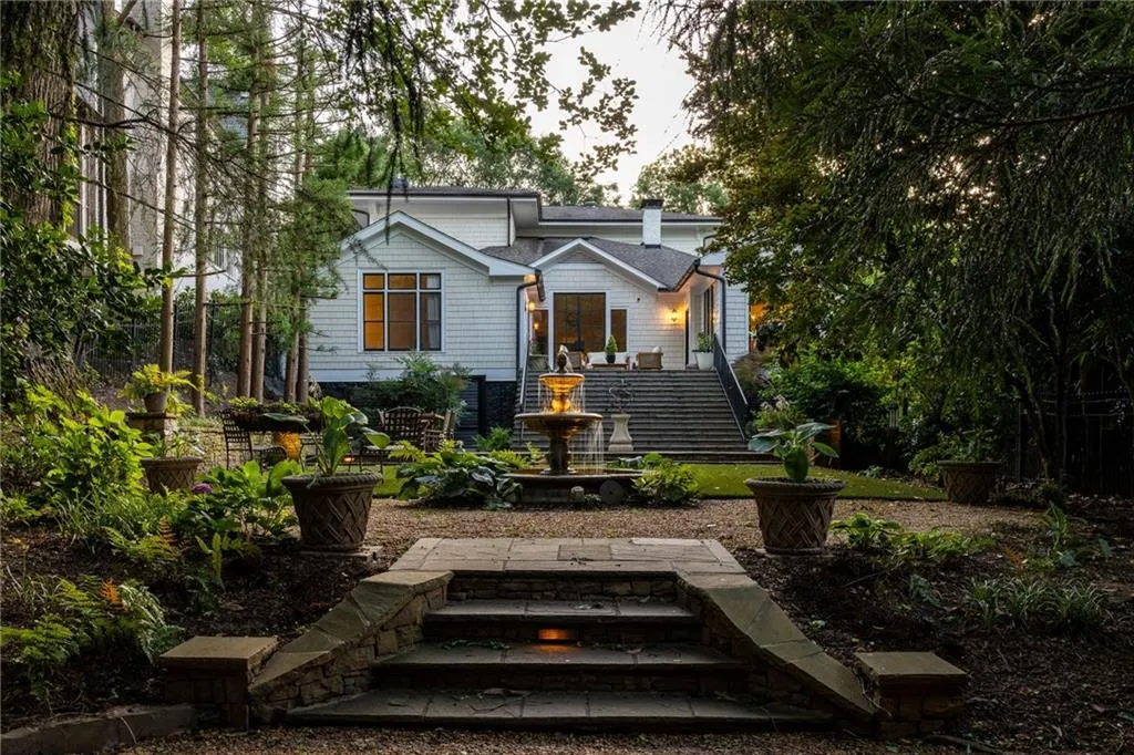 21 Barksdale Drive Ne, Atlanta, Georgia 30309, 4 Bedrooms Bedrooms, ,4 BathroomsBathrooms,Residential,For Sale,21 Barksdale Drive Ne,7665011