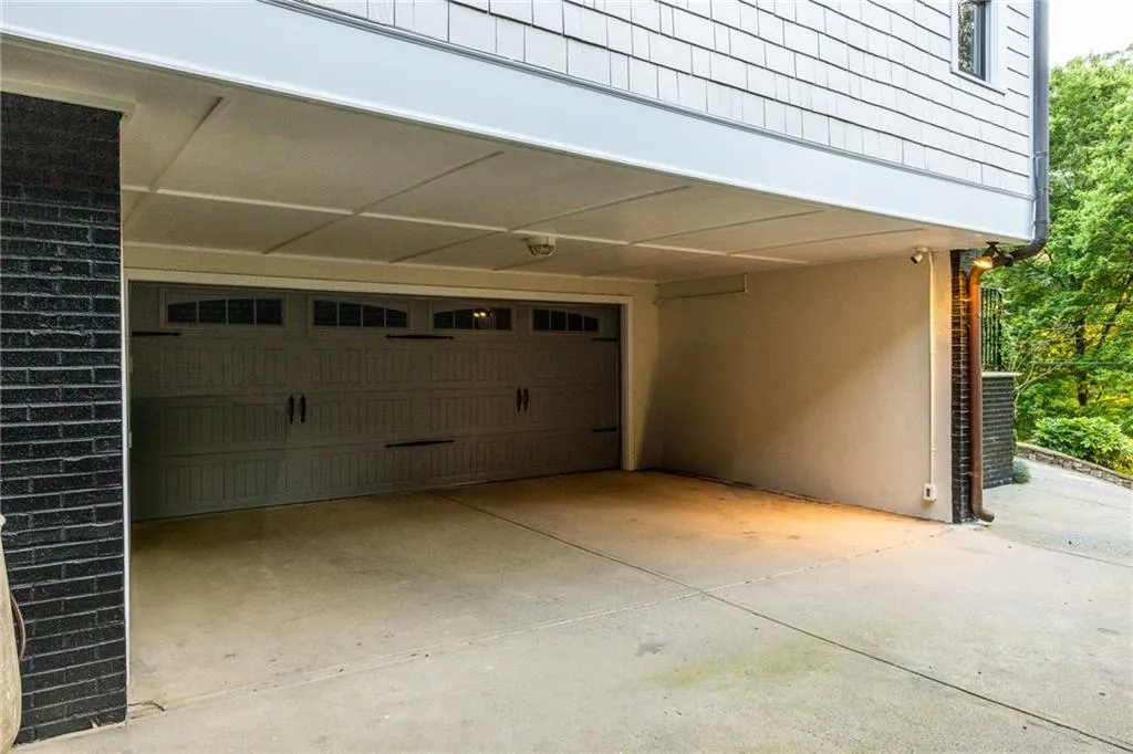 21 Barksdale Drive Ne, Atlanta, Georgia 30309, 4 Bedrooms Bedrooms, ,4 BathroomsBathrooms,Residential,For Sale,21 Barksdale Drive Ne,7665011