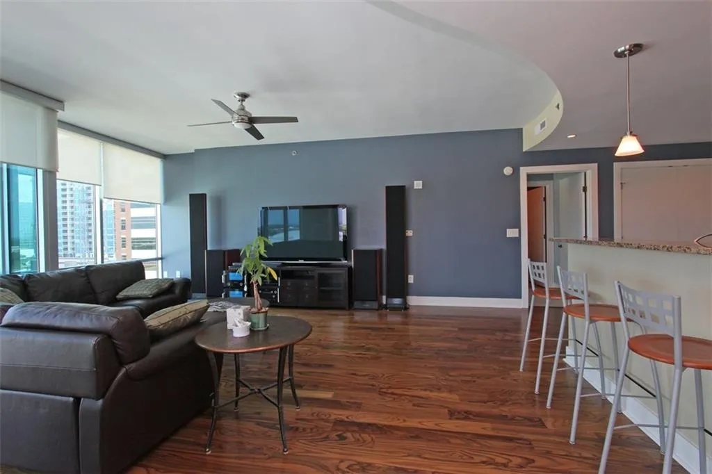 20 10th Street Nw Unit 1404, Atlanta, Georgia 30309, 2 Bedrooms Bedrooms, ,2 BathroomsBathrooms,Residential,Sold,20 10th Street Nw Unit 1404,5834710