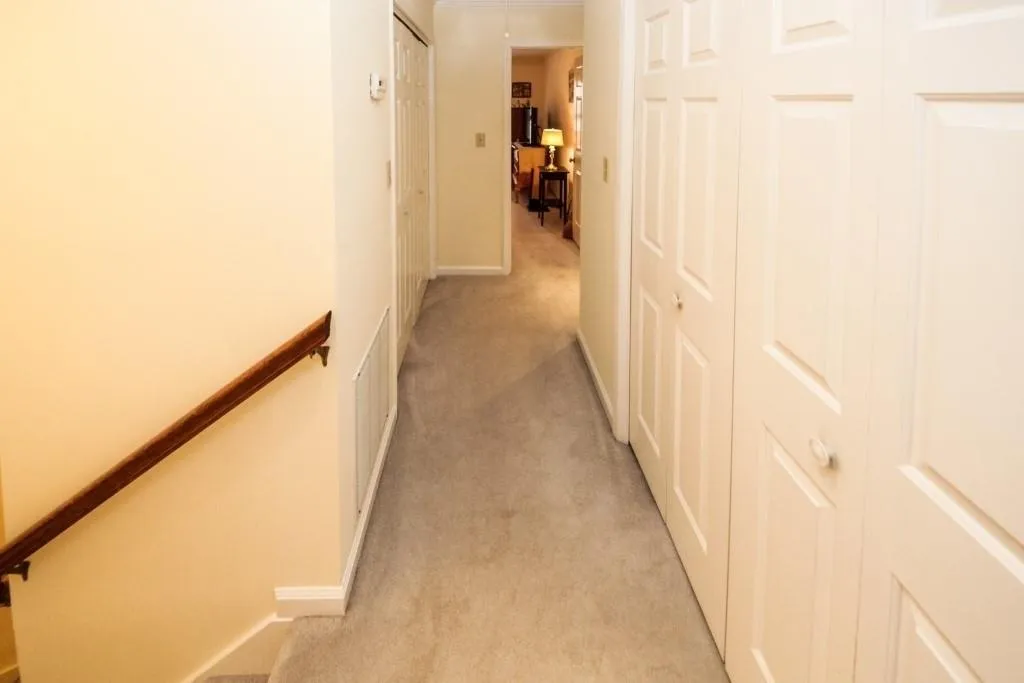 223 The South Chace, Sandy Springs, Georgia 30328, 3 Bedrooms Bedrooms, ,2 BathroomsBathrooms,Residential,Sold,223 The South Chace,6523974