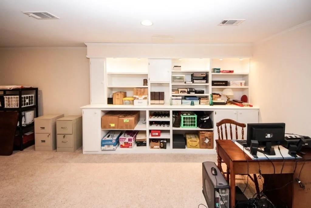 223 The South Chace, Sandy Springs, Georgia 30328, 3 Bedrooms Bedrooms, ,2 BathroomsBathrooms,Residential,Sold,223 The South Chace,6523974
