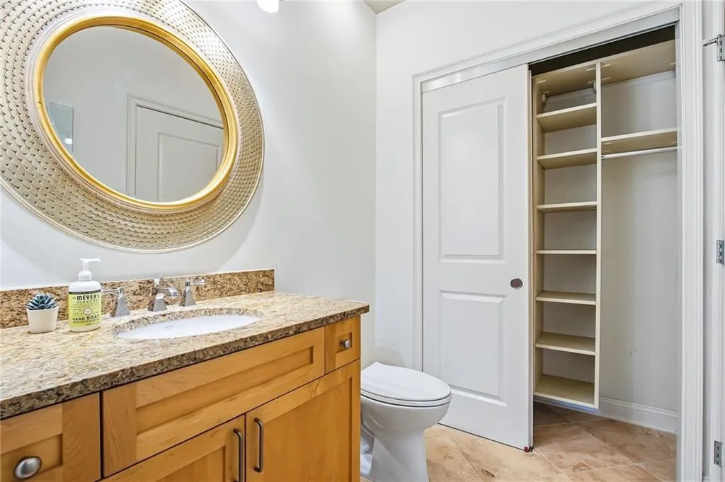 2828 Peachtree Road Nw Unit 2402, Atlanta, Georgia 30305, 2 Bedrooms Bedrooms, 0 ,2 BathroomsBathrooms,Residential,For Sale,2828 Peachtree Road Nw Unit 2402,7791120