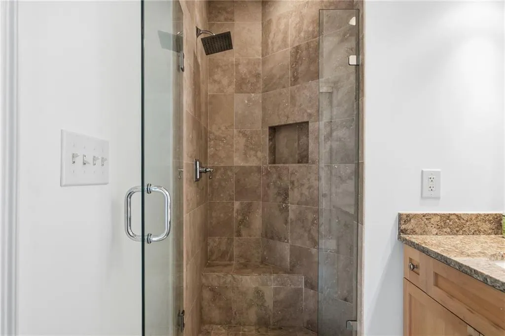2828 Peachtree Road Nw Unit 2402, Atlanta, Georgia 30305, 2 Bedrooms Bedrooms, 0 ,2 BathroomsBathrooms,Residential,For Sale,2828 Peachtree Road Nw Unit 2402,7791120