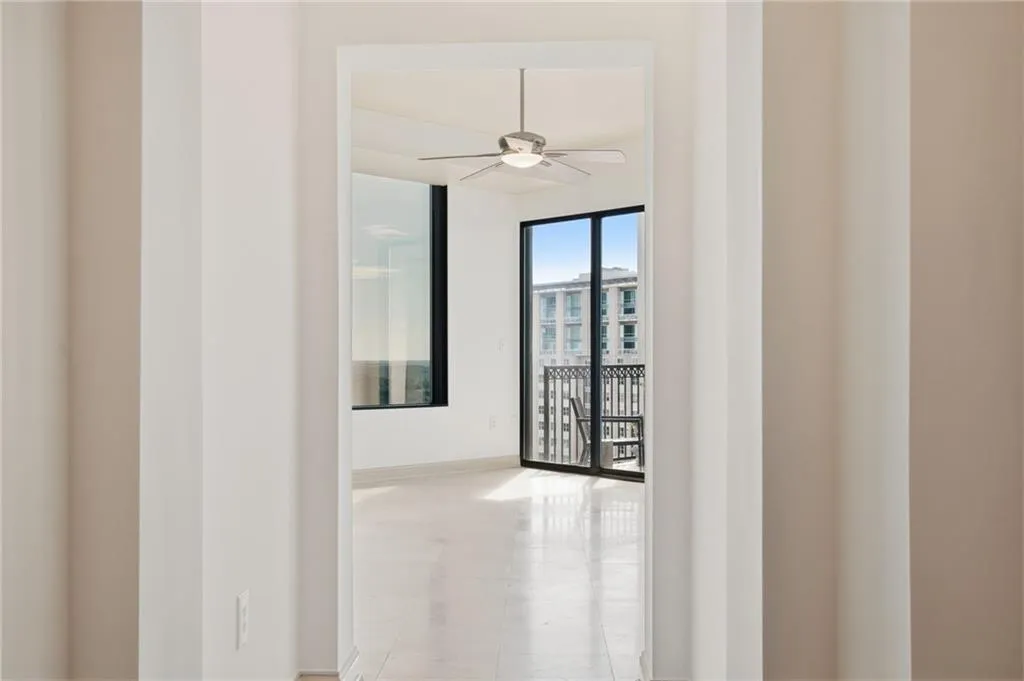 2828 Peachtree Road Nw Unit 2402, Atlanta, Georgia 30305, 2 Bedrooms Bedrooms, 0 ,2 BathroomsBathrooms,Residential,For Sale,2828 Peachtree Road Nw Unit 2402,7791120