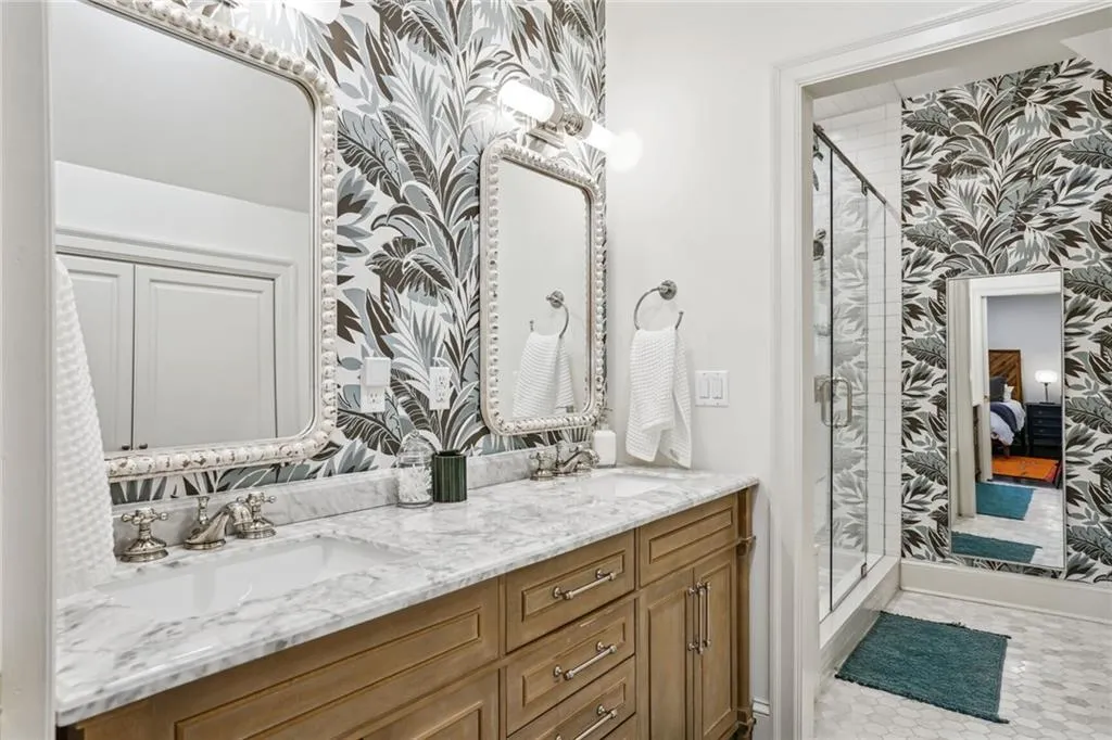 527 Brentwood Drive Ne, Atlanta, Georgia 30305, 4 Bedrooms Bedrooms, ,3 BathroomsBathrooms,Residential,For Sale,527 Brentwood Drive Ne,7612058