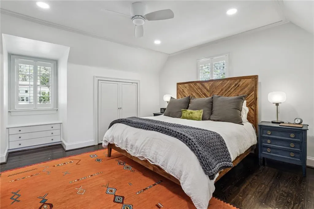527 Brentwood Drive Ne, Atlanta, Georgia 30305, 4 Bedrooms Bedrooms, ,3 BathroomsBathrooms,Residential,For Sale,527 Brentwood Drive Ne,7612058