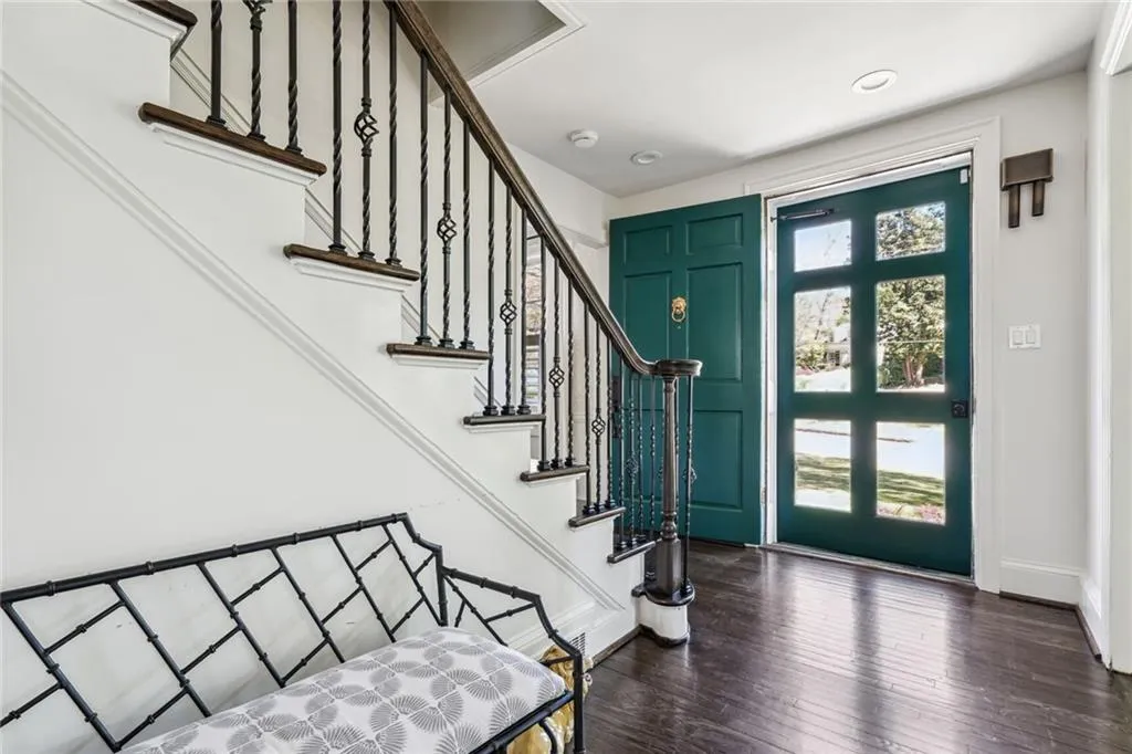 527 Brentwood Drive Ne, Atlanta, Georgia 30305, 4 Bedrooms Bedrooms, ,3 BathroomsBathrooms,Residential,For Sale,527 Brentwood Drive Ne,7612058