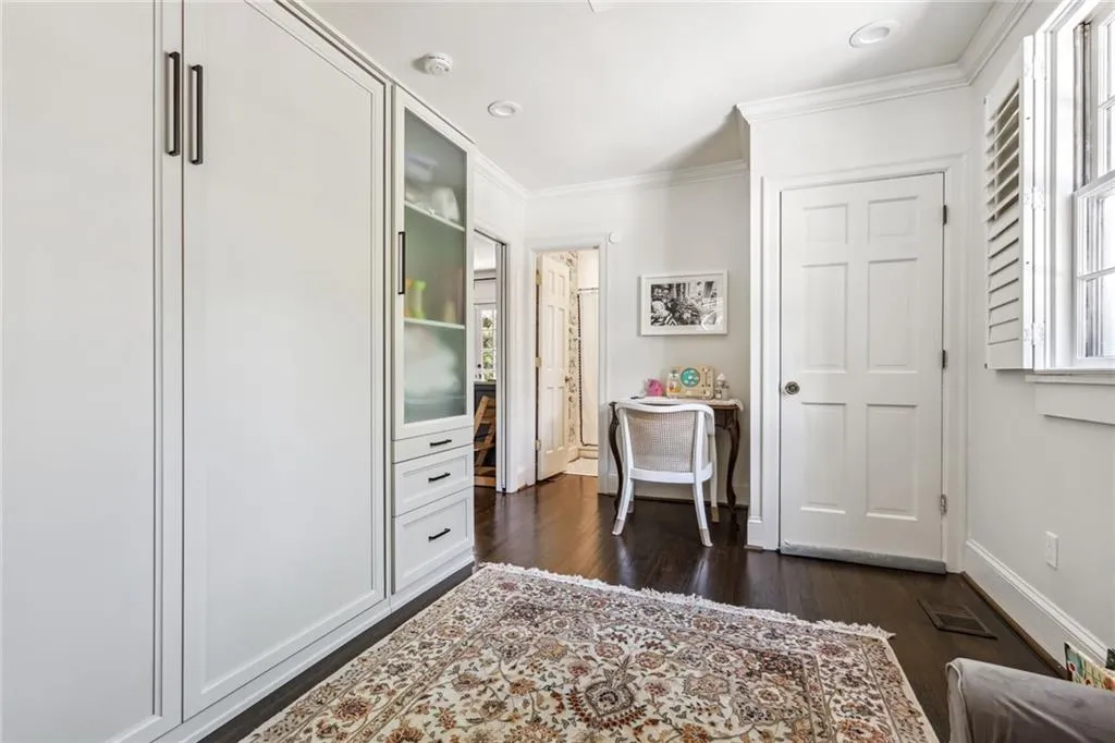 527 Brentwood Drive Ne, Atlanta, Georgia 30305, 4 Bedrooms Bedrooms, ,3 BathroomsBathrooms,Residential,For Sale,527 Brentwood Drive Ne,7612058