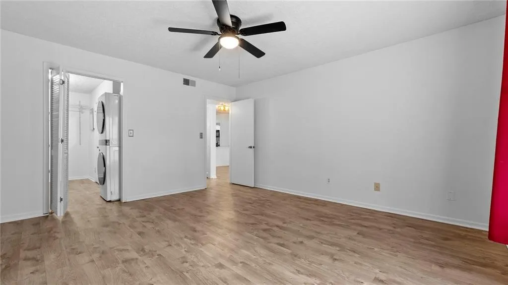 6851 Roswell Road Unit B8, Sandy Springs, Georgia 30328, 1 Bedroom Bedrooms, ,1 BathroomBathrooms,Residential,Sold,6851 Roswell Road Unit B8,7431707