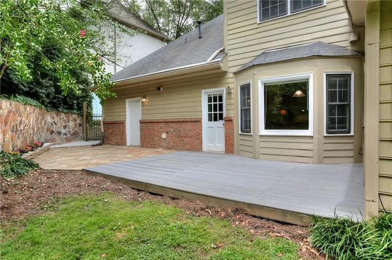 715 Mabry Road, Sandy Springs, Georgia 30328, 4 Bedrooms Bedrooms, ,3 BathroomsBathrooms,Residential,Sold,715 Mabry Road,6632792