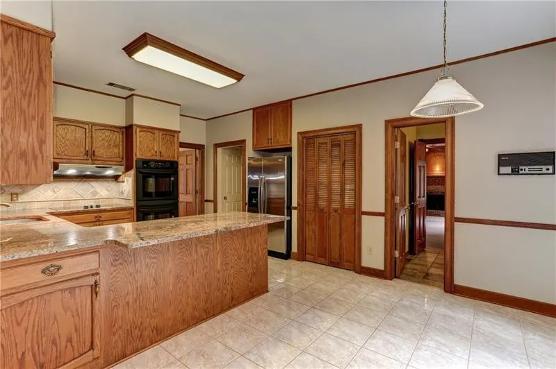 715 Mabry Road, Sandy Springs, Georgia 30328, 4 Bedrooms Bedrooms, ,3 BathroomsBathrooms,Residential,Sold,715 Mabry Road,6632792