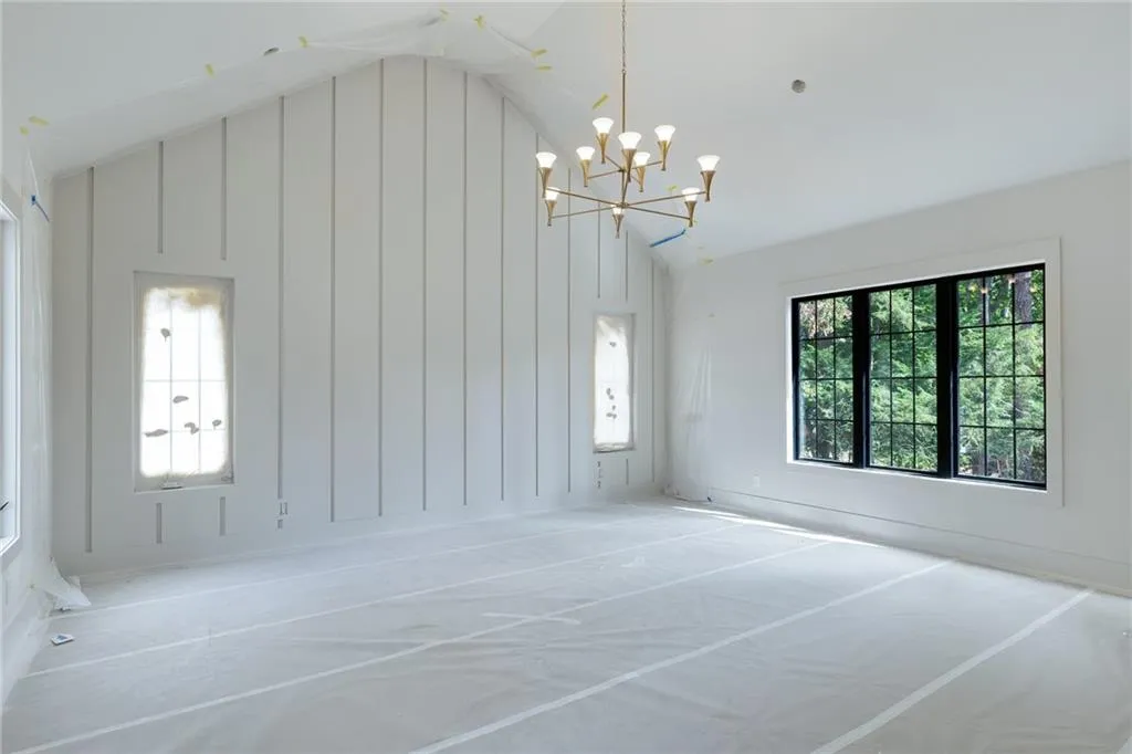 5845 Greenbrier Road, Atlanta, Georgia 30328, 5 Bedrooms Bedrooms, ,5 BathroomsBathrooms,Residential,For Sale,5845 Greenbrier Road,7670460