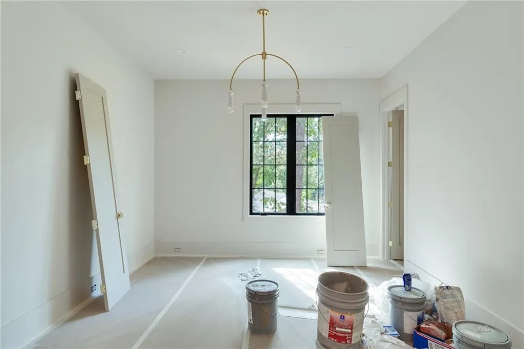 5845 Greenbrier Road, Atlanta, Georgia 30328, 5 Bedrooms Bedrooms, ,5 BathroomsBathrooms,Residential,For Sale,5845 Greenbrier Road,7670460