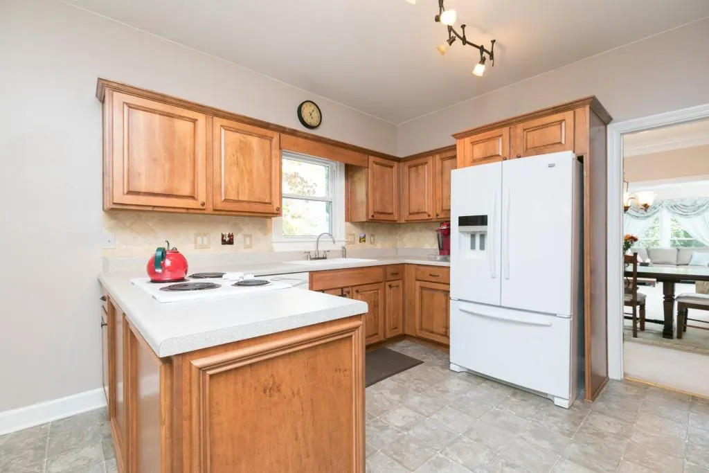 6 Forest Ridge Court, Sandy Springs, Georgia 30350, 3 Bedrooms Bedrooms, ,3 BathroomsBathrooms,Residential,Sold,6 Forest Ridge Court,5910444