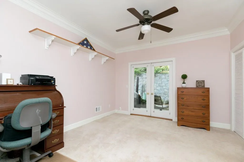 6 Forest Ridge Court, Sandy Springs, Georgia 30350, 3 Bedrooms Bedrooms, ,3 BathroomsBathrooms,Residential,Sold,6 Forest Ridge Court,5910444