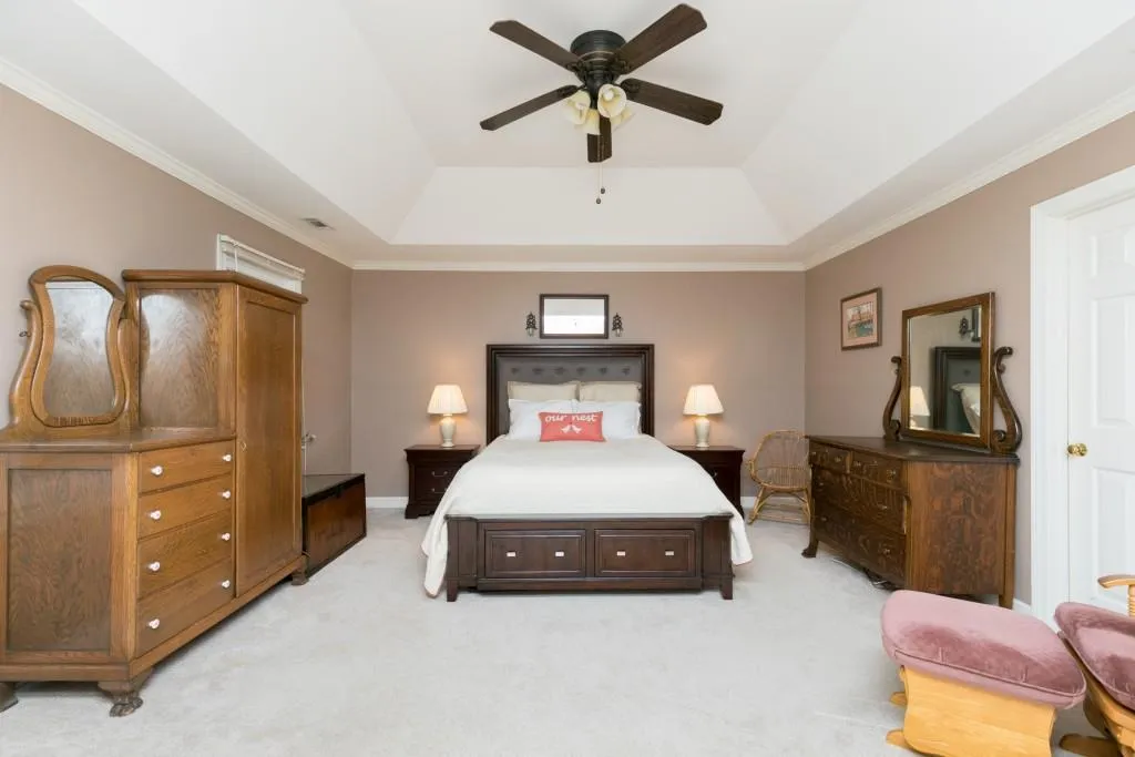 6 Forest Ridge Court, Sandy Springs, Georgia 30350, 3 Bedrooms Bedrooms, ,3 BathroomsBathrooms,Residential,Sold,6 Forest Ridge Court,5910444