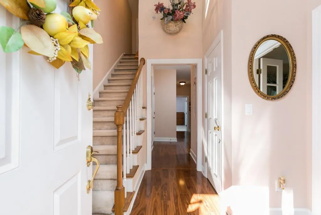 6 Forest Ridge Court, Sandy Springs, Georgia 30350, 3 Bedrooms Bedrooms, ,3 BathroomsBathrooms,Residential,Sold,6 Forest Ridge Court,5910444