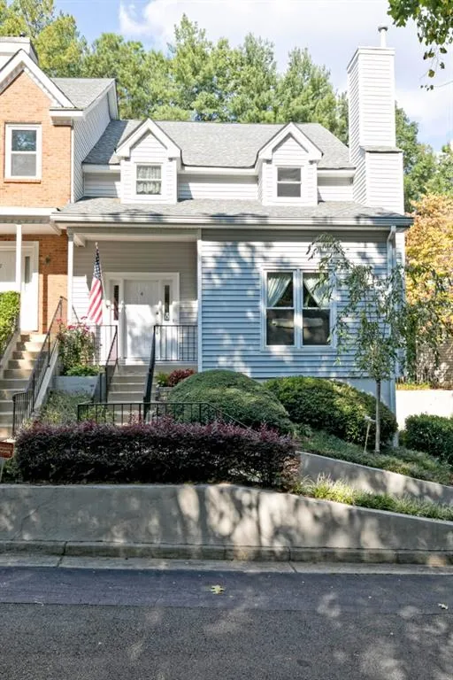 6 Forest Ridge Court, Sandy Springs, Georgia 30350, 3 Bedrooms Bedrooms, ,3 BathroomsBathrooms,Residential,Sold,6 Forest Ridge Court,5910444