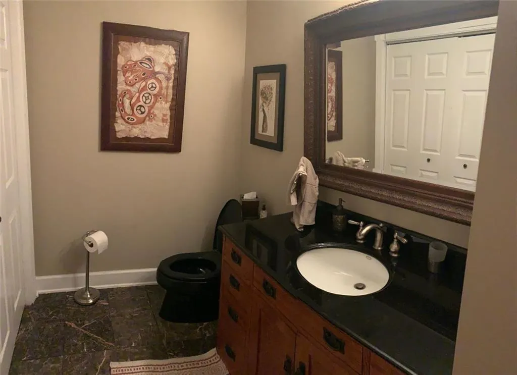 7500 Roswell Road Unit 14, Atlanta, Georgia 30350, 3 Bedrooms Bedrooms, ,2 BathroomsBathrooms,Residential,Sold,7500 Roswell Road Unit 14,6893519