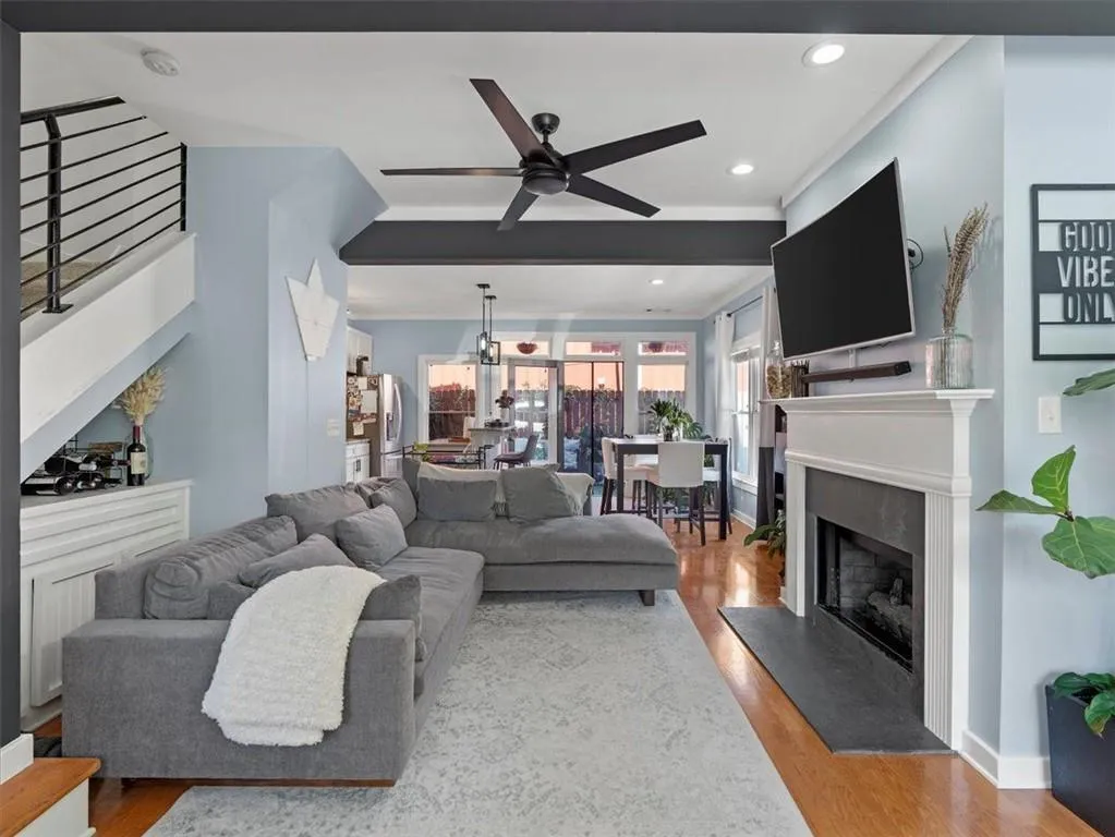 1516 Howell Mill Road Nw Unit 20, Atlanta, Georgia 30318, 2 Bedrooms Bedrooms, ,2 BathroomsBathrooms,Residential,For Sale,1516 Howell Mill Road Nw Unit 20,7617767