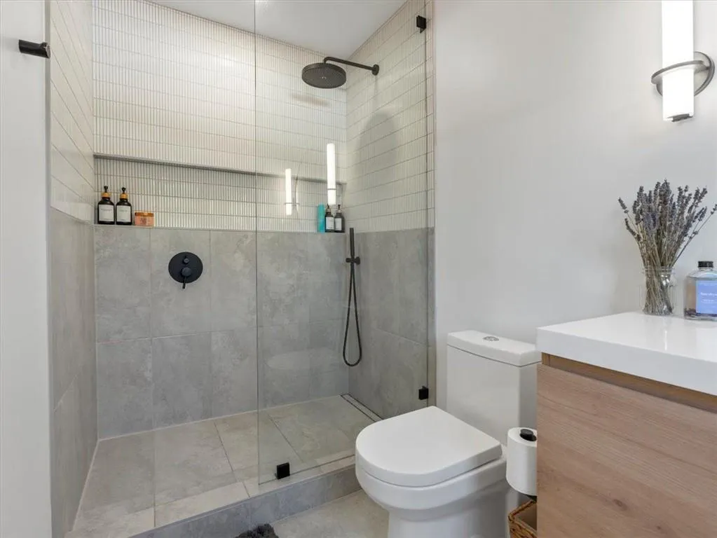 1516 Howell Mill Road Nw Unit 20, Atlanta, Georgia 30318, 2 Bedrooms Bedrooms, ,2 BathroomsBathrooms,Residential,For Sale,1516 Howell Mill Road Nw Unit 20,7617767