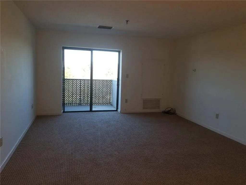 300 Johnson Ferry Road Ne Unit B715, Atlanta, Georgia 30328, 2 Bedrooms Bedrooms, ,2 BathroomsBathrooms,Residential,Sold,300 Johnson Ferry Road Ne Unit B715,6986590