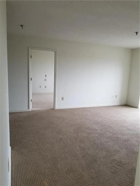 300 Johnson Ferry Road Ne Unit B715, Atlanta, Georgia 30328, 2 Bedrooms Bedrooms, ,2 BathroomsBathrooms,Residential,Sold,300 Johnson Ferry Road Ne Unit B715,6986590
