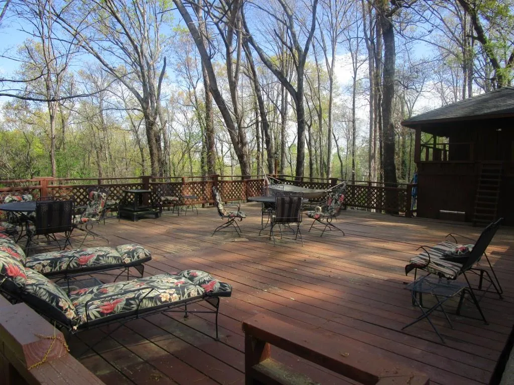 1494 Spalding Drive, Atlanta, Georgia 30350, 5 Bedrooms Bedrooms, ,4 BathroomsBathrooms,Residential,Sold,1494 Spalding Drive,5666362