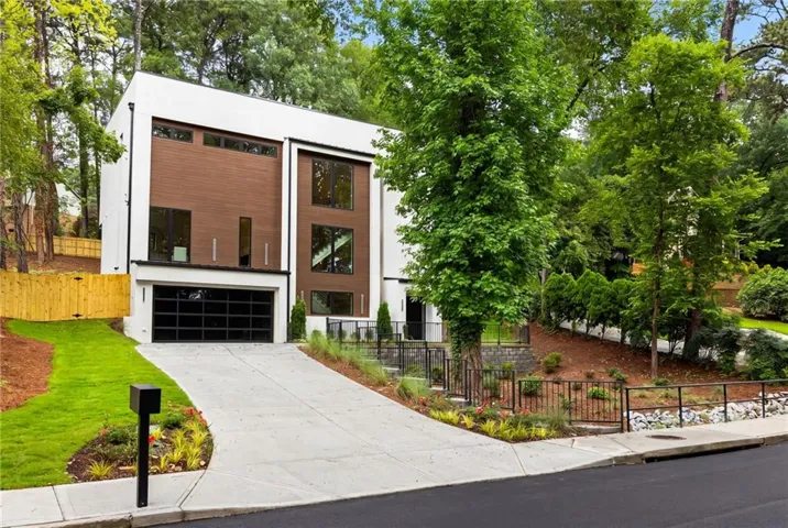 2822 Shady Valley Drive Ne, Atlanta, Georgia 30324