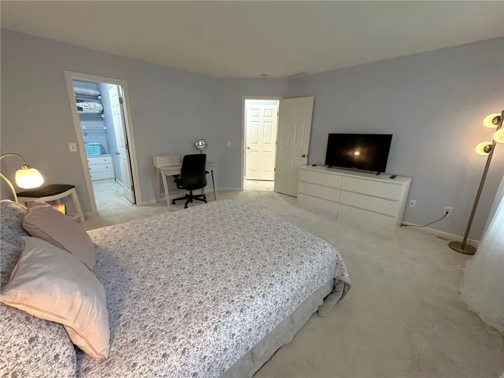 212 Abingdon Way, Atlanta, Georgia 30328, 1 Bedroom Bedrooms, ,1 BathroomBathrooms,Residential,For Sale,212 Abingdon Way,7723289