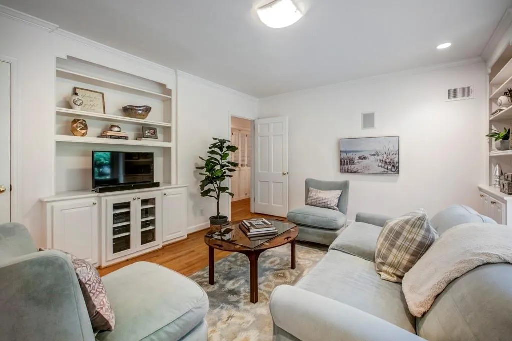 78 Pine Lake Drive, Atlanta, Georgia 30327, 3 Bedrooms Bedrooms, ,3 BathroomsBathrooms,Residential,Sold,78 Pine Lake Drive,6530233