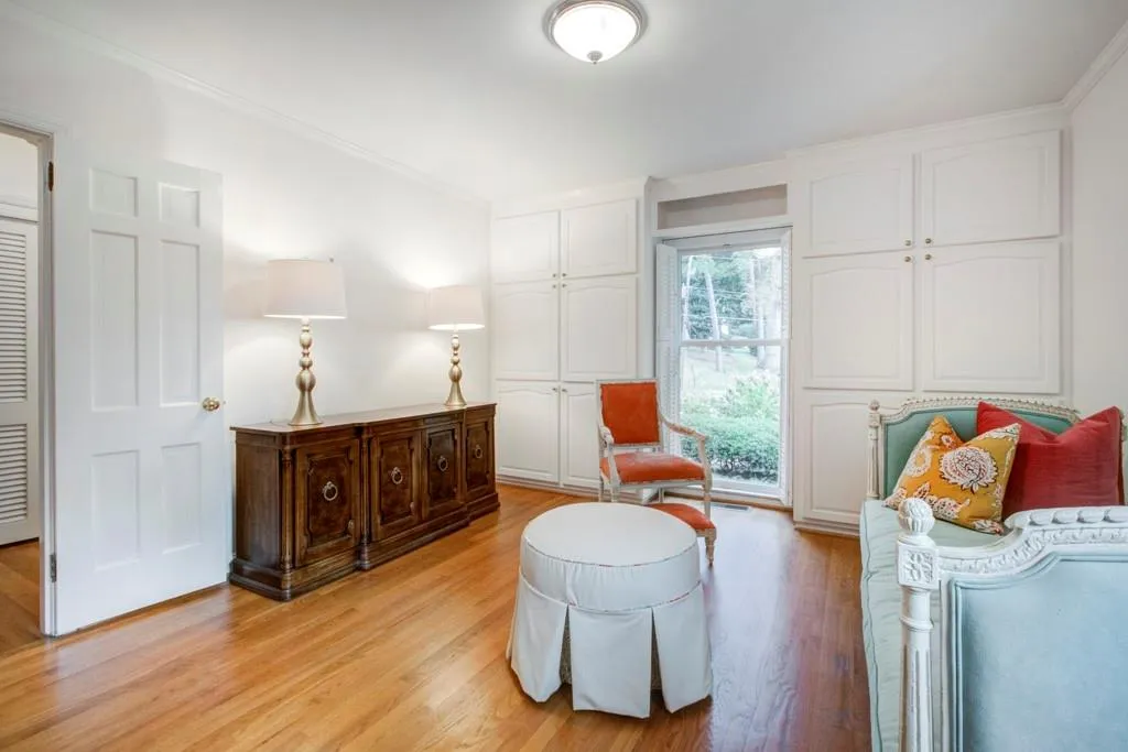 78 Pine Lake Drive, Atlanta, Georgia 30327, 3 Bedrooms Bedrooms, ,3 BathroomsBathrooms,Residential,Sold,78 Pine Lake Drive,6530233