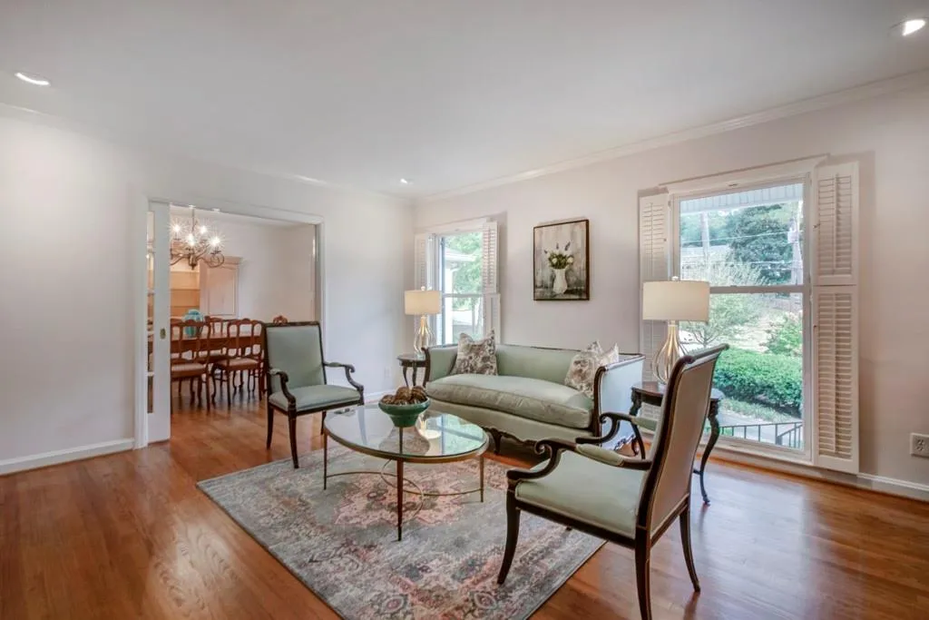 78 Pine Lake Drive, Atlanta, Georgia 30327, 3 Bedrooms Bedrooms, ,3 BathroomsBathrooms,Residential,Sold,78 Pine Lake Drive,6530233