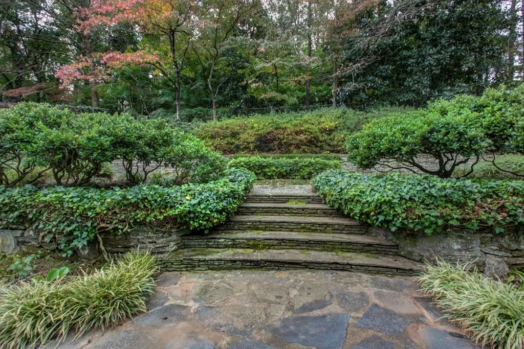 78 Pine Lake Drive, Atlanta, Georgia 30327, 3 Bedrooms Bedrooms, ,3 BathroomsBathrooms,Residential,Sold,78 Pine Lake Drive,6530233