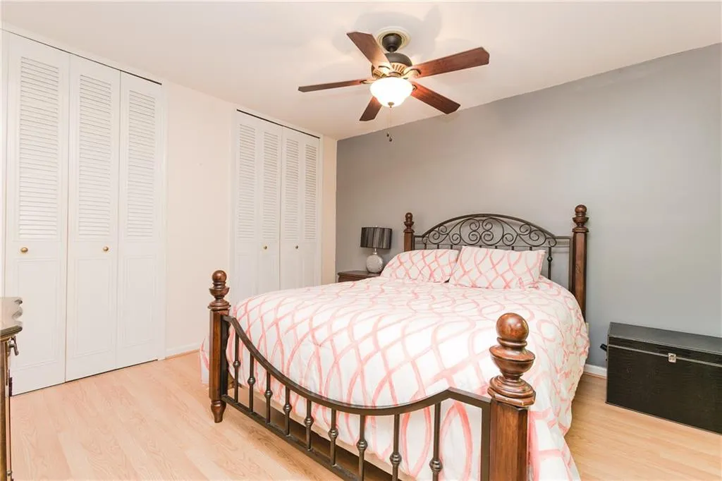 5400 Roswell Road Unit L2, Atlanta, Georgia 30342, 2 Bedrooms Bedrooms, ,2 BathroomsBathrooms,Residential,Sold,5400 Roswell Road Unit L2,6869002