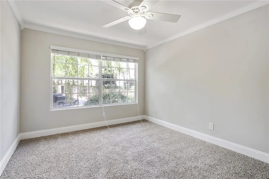6980 Roswell Road Unit A8, Atlanta, Georgia 30328, 3 Bedrooms Bedrooms, ,2 BathroomsBathrooms,Residential,Sold,6980 Roswell Road Unit A8,6603256