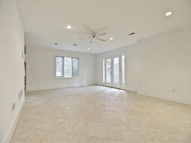 10 Quarry Lake Court, Sandy Springs, Georgia 30342, 5 Bedrooms Bedrooms, ,5 BathroomsBathrooms,Residential,Sold,10 Quarry Lake Court,5398766