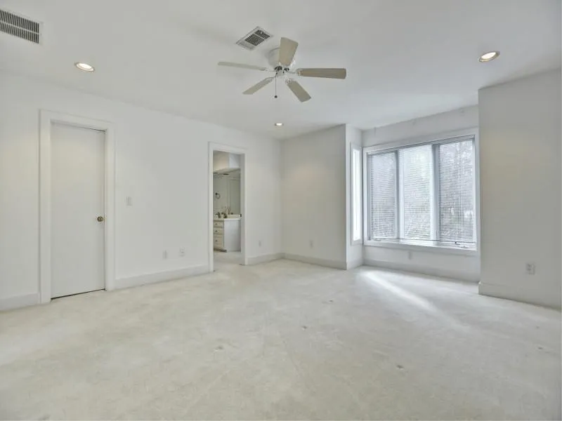 10 Quarry Lake Court, Sandy Springs, Georgia 30342, 5 Bedrooms Bedrooms, ,5 BathroomsBathrooms,Residential,Sold,10 Quarry Lake Court,5398766