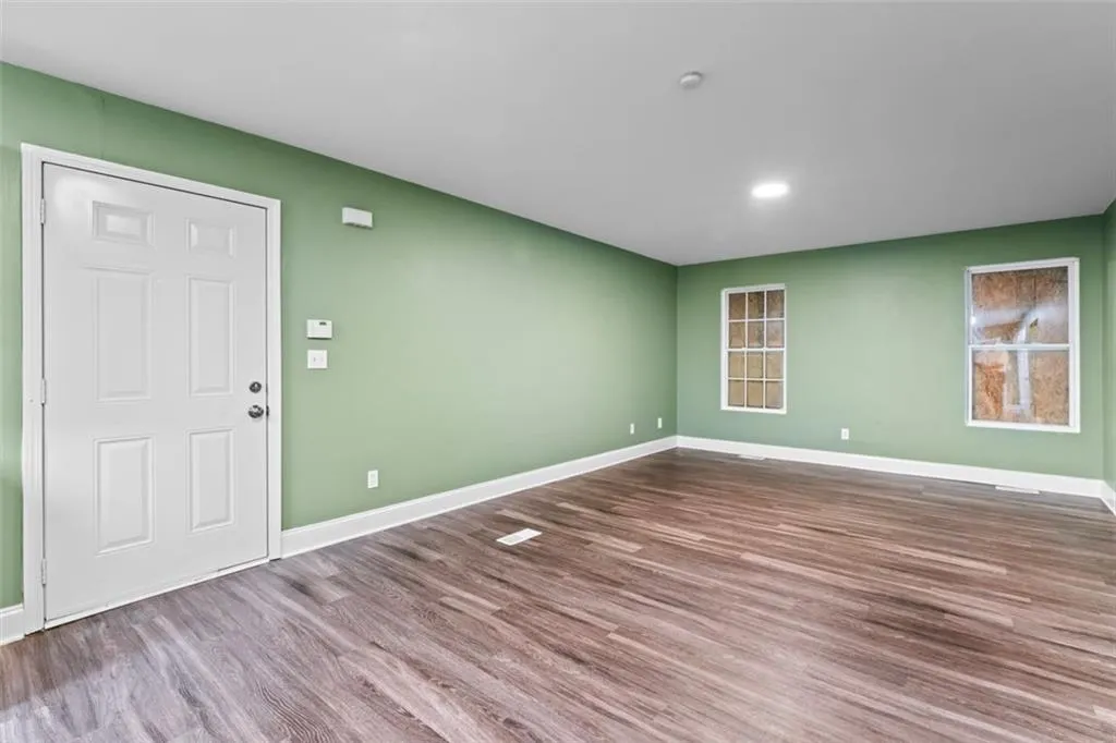 930 Hall Street Nw, Atlanta, Georgia 30318, ,Residential Income,For Sale,930 Hall Street Nw,7610560