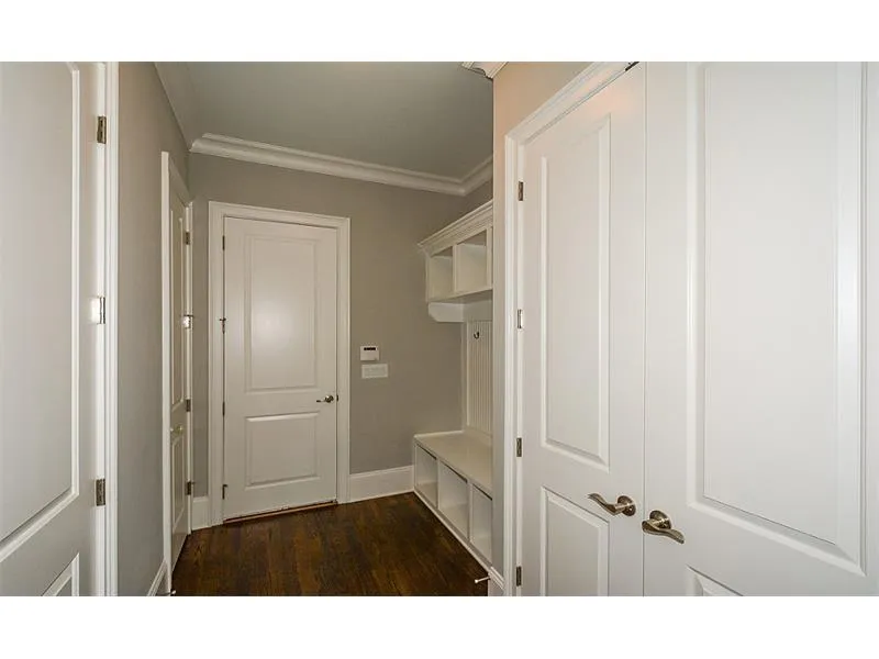 633 Esfun Trace, Sandy Springs, Georgia 30328, 4 Bedrooms Bedrooms, ,3 BathroomsBathrooms,Residential,Sold,633 Esfun Trace,5748662