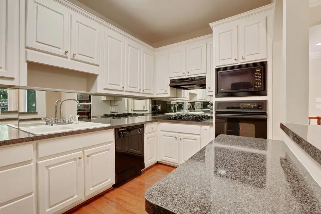 315 Glen Lake Drive Nw, Atlanta, Georgia 30327, 8 Bedrooms Bedrooms, ,7 BathroomsBathrooms,Residential,Sold,315 Glen Lake Drive Nw,5928000