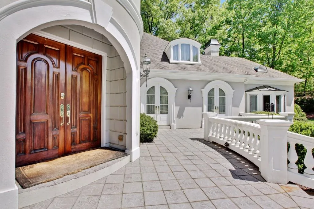 315 Glen Lake Drive Nw, Atlanta, Georgia 30327, 8 Bedrooms Bedrooms, ,7 BathroomsBathrooms,Residential,Sold,315 Glen Lake Drive Nw,5928000