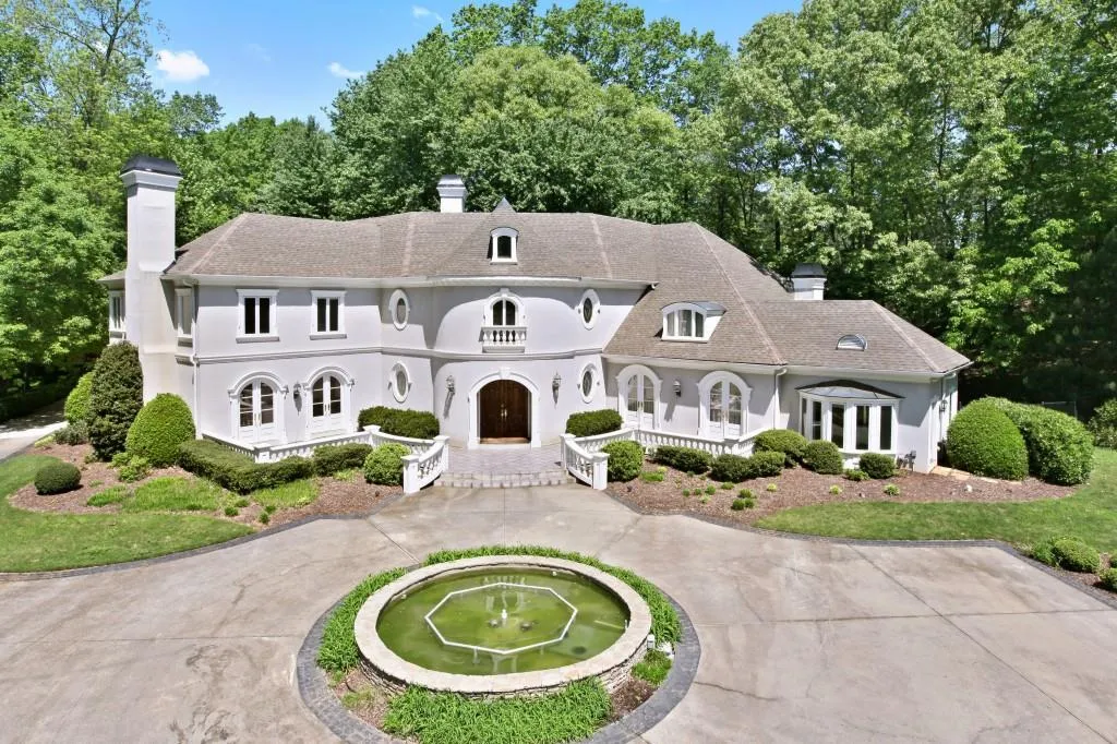 315 Glen Lake Drive Nw, Atlanta, Georgia 30327, 8 Bedrooms Bedrooms, ,7 BathroomsBathrooms,Residential,Sold,315 Glen Lake Drive Nw,5928000