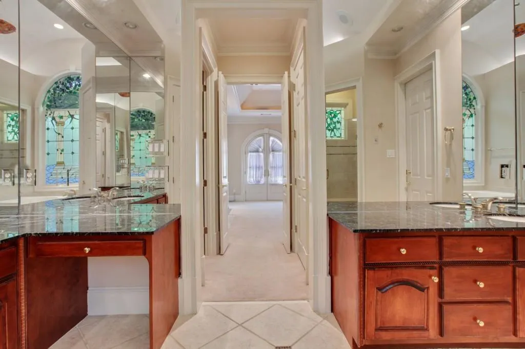 315 Glen Lake Drive Nw, Atlanta, Georgia 30327, 8 Bedrooms Bedrooms, ,7 BathroomsBathrooms,Residential,Sold,315 Glen Lake Drive Nw,5928000