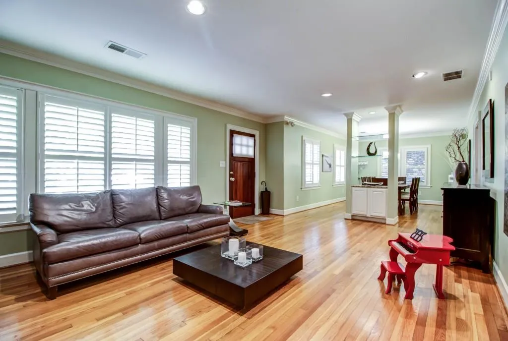 1087 Lindridge Drive Ne, Atlanta, Georgia 30324, 4 Bedrooms Bedrooms, ,2 BathroomsBathrooms,Residential,Sold,1087 Lindridge Drive Ne,5617771