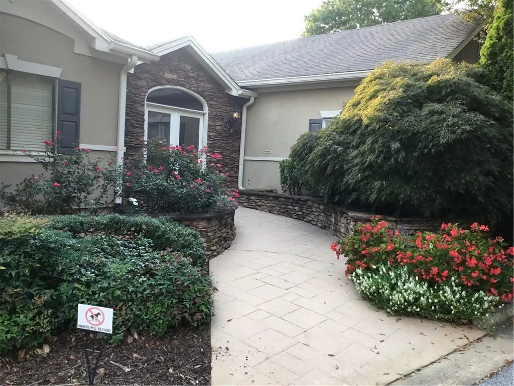 1808 Wingate Way, Atlanta, Georgia 30350, 2 Bedrooms Bedrooms, ,2 BathroomsBathrooms,Residential,Sold,1808 Wingate Way,6623911