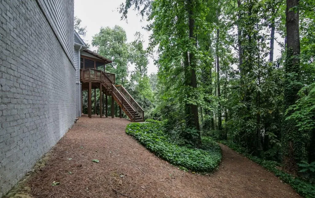 4845 Merlendale Court, Atlanta, Georgia 30327, 5 Bedrooms Bedrooms, ,6 BathroomsBathrooms,Residential,Sold,4845 Merlendale Court,5691790