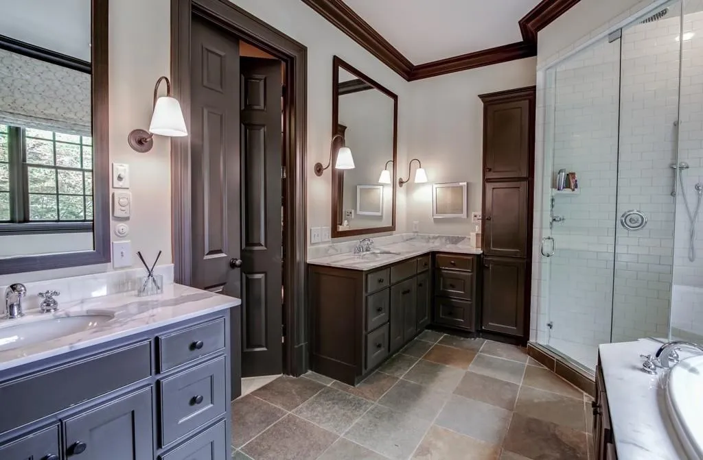 4845 Merlendale Court, Atlanta, Georgia 30327, 5 Bedrooms Bedrooms, ,6 BathroomsBathrooms,Residential,Sold,4845 Merlendale Court,5691790