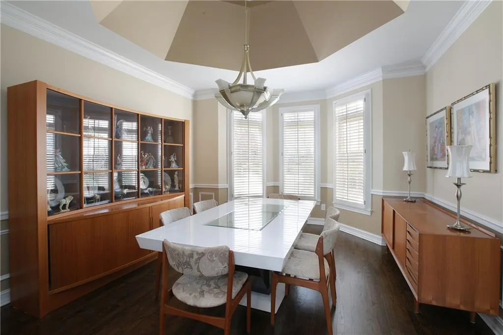 264 Spalding Gates Drive, Sandy Springs, Georgia 30328, 5 Bedrooms Bedrooms, ,3 BathroomsBathrooms,Residential,Sold,264 Spalding Gates Drive,5664994 264 Spalding Gates Drive, Sandy Springs, Georgia 30328, 5 Bedrooms Bedrooms, ,3 BathroomsBathrooms,Residential,Sold,264 Spalding Gates Drive,5664994